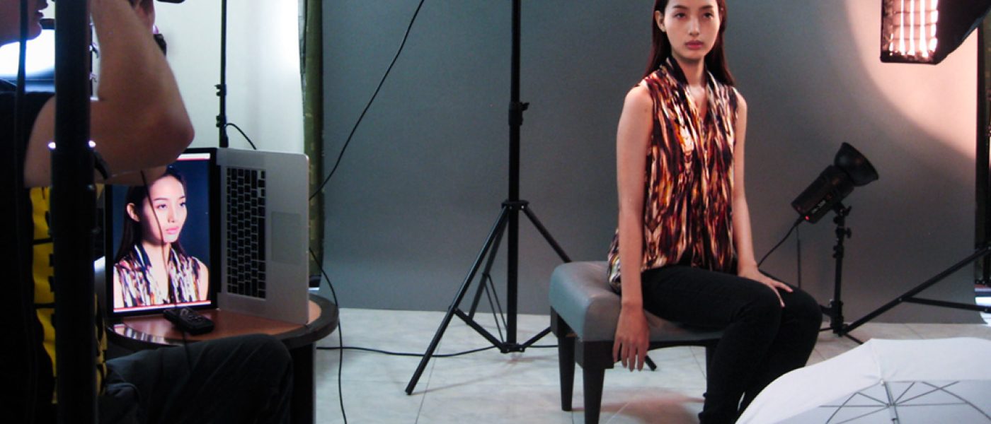 963968_578979075503941_1347215982_o